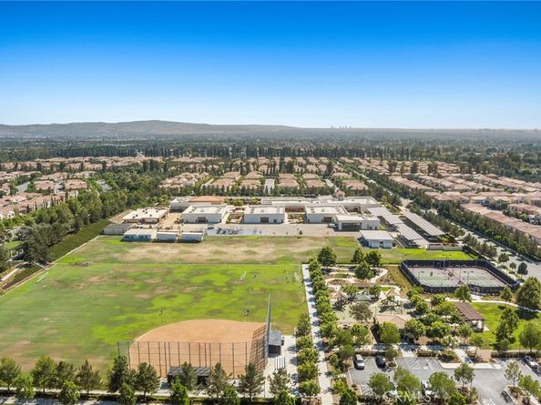 67 Runner, Irvine CA 92620