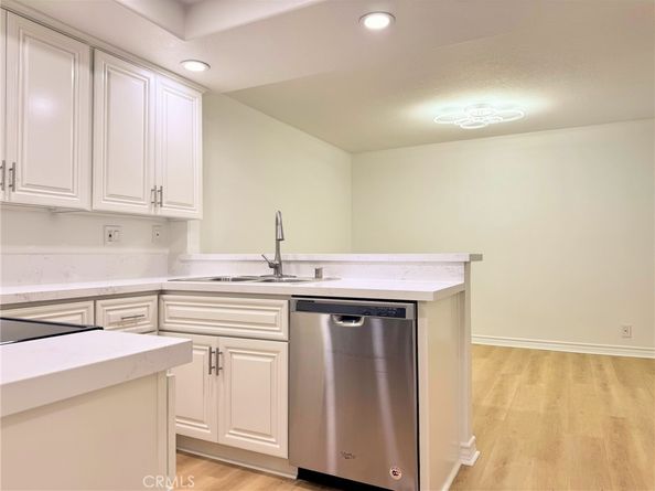 61 Ashbrook, Irvine CA 92604