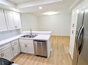 61 Ashbrook, Irvine CA 92604