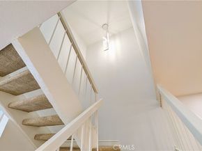 61 Ashbrook, Irvine CA 92604