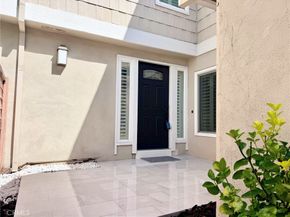 61 Ashbrook, Irvine CA 92604