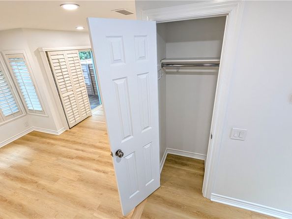 61 Ashbrook, Irvine CA 92604