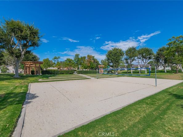 28 Exeter 19, Irvine CA 92612