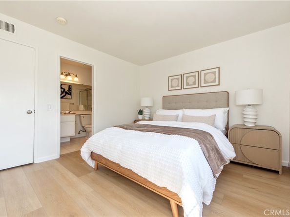 28 Exeter 19, Irvine CA 92612