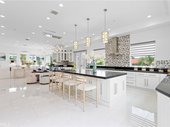 7702 Alberta, Huntington Beach CA 92648