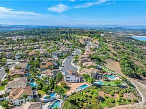 2 Via Bandada, Rancho Santa Margarita CA 92688
