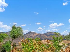 2 Via Bandada, Rancho Santa Margarita CA 92688