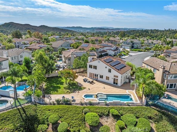 2 Via Bandada, Rancho Santa Margarita CA 92688