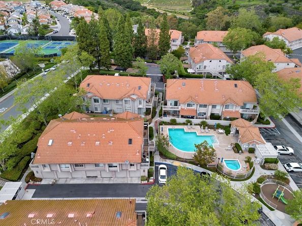 28871 Canyon Point, Lake Forest CA 92679
