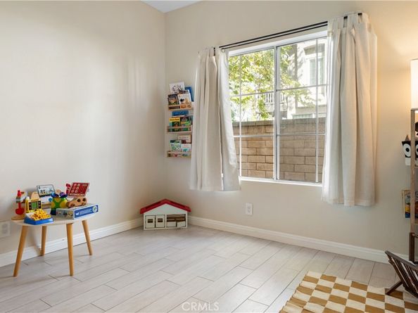 28871 Canyon Point, Lake Forest CA 92679
