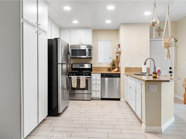 28871 Canyon Point, Lake Forest CA 92679