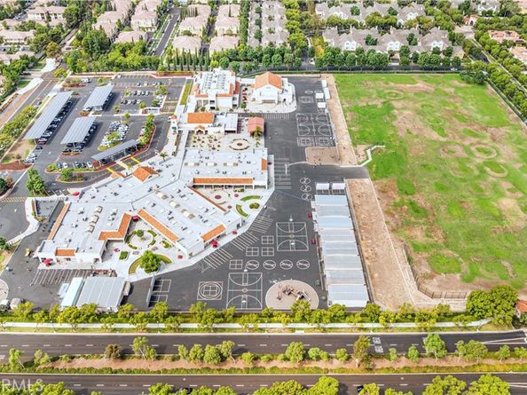 23 Vacaville, Irvine CA 92602