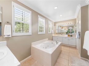 23 Vacaville, Irvine CA 92602