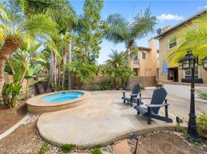 23 Vacaville, Irvine CA 92602