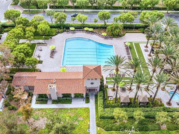 23 Vacaville, Irvine CA 92602