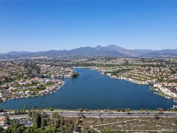 27982 Virginia, Mission Viejo CA 92692