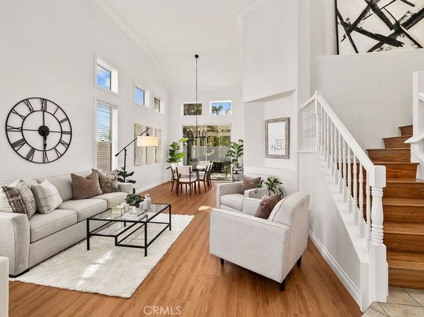 7 pandale, Lake Forest CA 92610