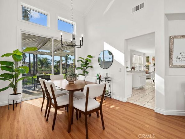 7 pandale, Lake Forest CA 92610