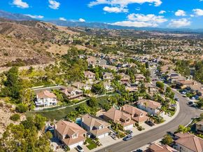 7 pandale, Lake Forest CA 92610