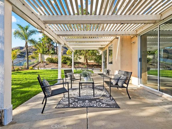 7 pandale, Lake Forest CA 92610