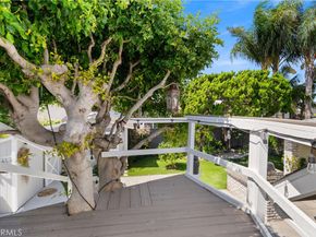 20131 Crown Reef Ln, Huntington Beach CA 92646