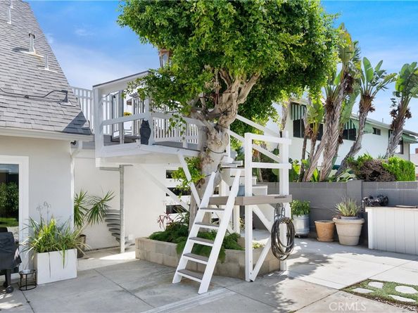 20131 Crown Reef Ln, Huntington Beach CA 92646
