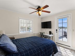 20131 Crown Reef Ln, Huntington Beach CA 92646