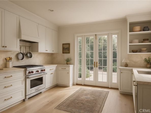 81 Hillsdale Drive, Newport Beach CA 92660