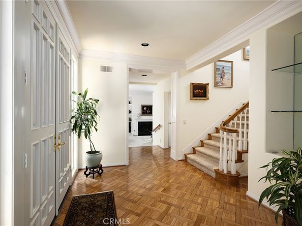 81 Hillsdale Drive, Newport Beach CA 92660