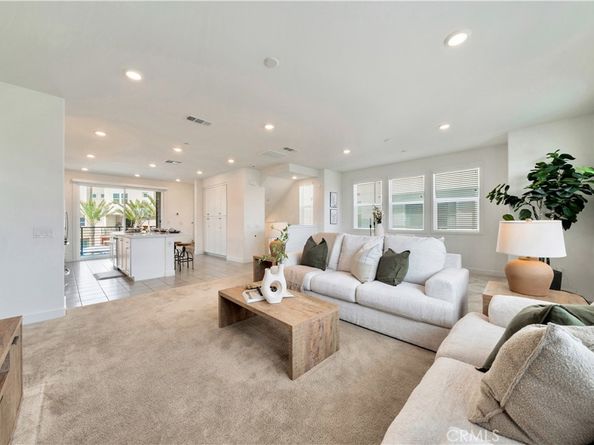 1647 W Lincoln Avenue 101, Anaheim CA 92801