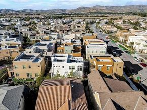 111 Newall, Irvine CA 92618