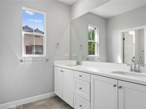 58 Tollson, Irvine CA 92620