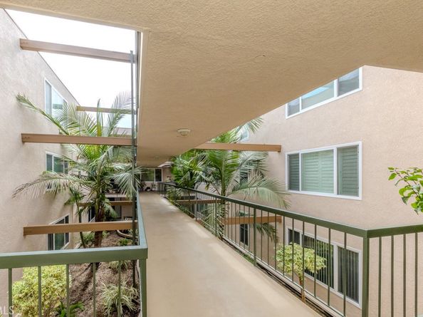 210 Grand Avenue 201, Long Beach CA 90803