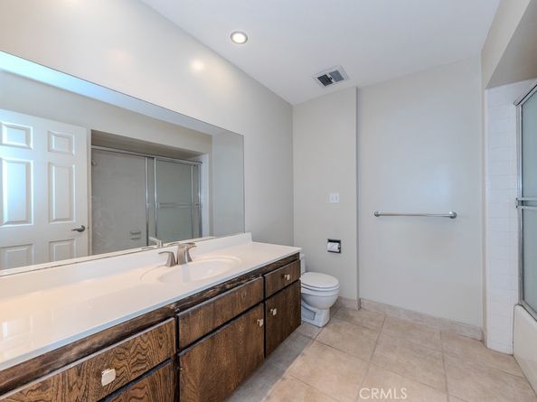 210 Grand Avenue 201, Long Beach CA 90803