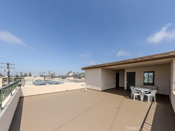 210 Grand Avenue 201, Long Beach CA 90803