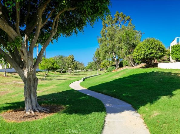 10519 La Rosa Circ, Fountain Valley CA 92708