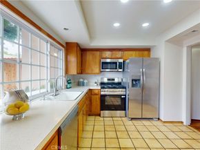 10519 La Rosa Circ, Fountain Valley CA 92708