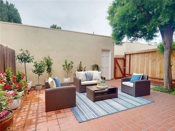 10519 La Rosa Circ, Fountain Valley CA 92708