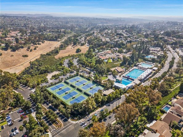 28162 Via Cernuda, Mission Viejo CA 92692