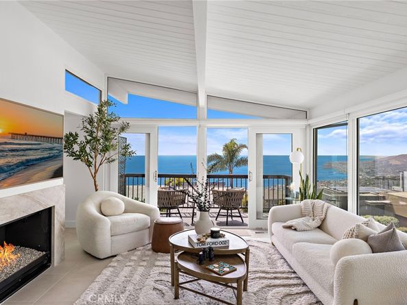 1094 Katella Street, Laguna Beach CA 92651