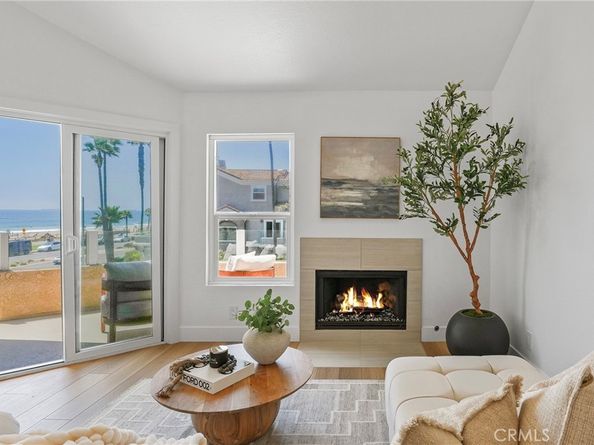 2000 Pacific Coast Highway 313, Huntington Beach CA 92648