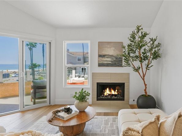 2000 Pacific Coast Highway 313, Huntington Beach CA 92648