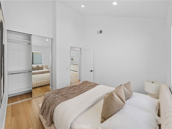 2000 Pacific Coast Highway 313, Huntington Beach CA 92648