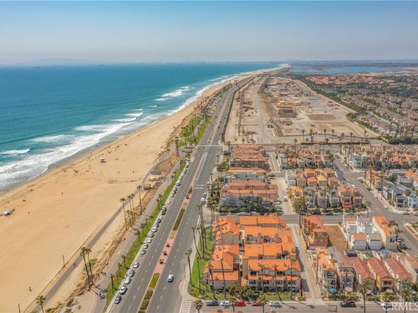 2000 Pacific Coast Highway 313, Huntington Beach CA 92648