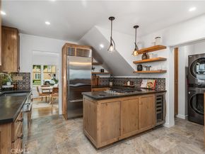 261 Granada Avenue, Long Beach CA 90803