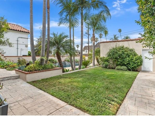 261 Granada Avenue, Long Beach CA 90803
