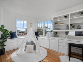 261 Granada Avenue, Long Beach CA 90803