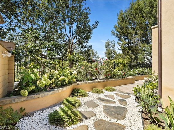 133 Weathervane, Irvine CA 92603