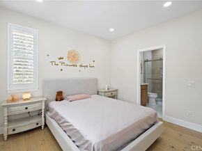 133 Weathervane, Irvine CA 92603