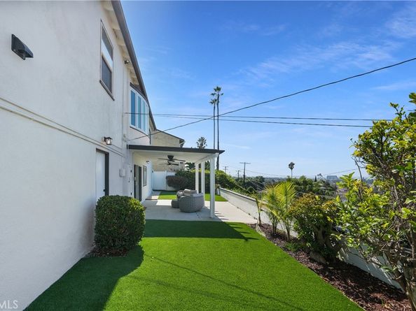 10225 S 7th Avenue, Inglewood CA 90303